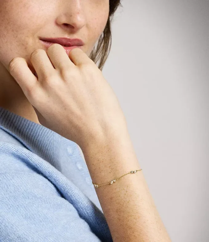 Ellis Toi Et Moi Gold-Tone Brass Station Bracelet Ellis Toi Et Moi Gold-Tone Brass Station Bracelet