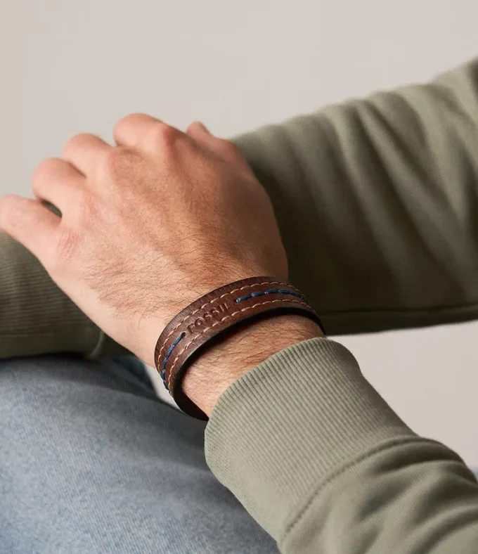 Everett Topstitch Brown Leather Strap Bracelet Everett Topstitch Brown Leather Strap Bracelet