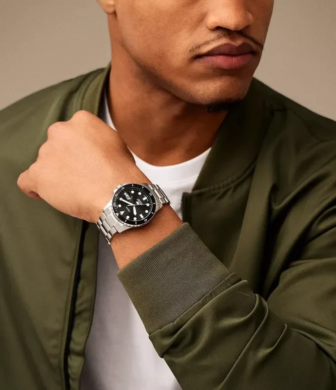 Fossil Blue Dive Three-Hand Date Stainless Steel Watch Fossil Blue Dive Three-Hand Date Stainless Steel Watch