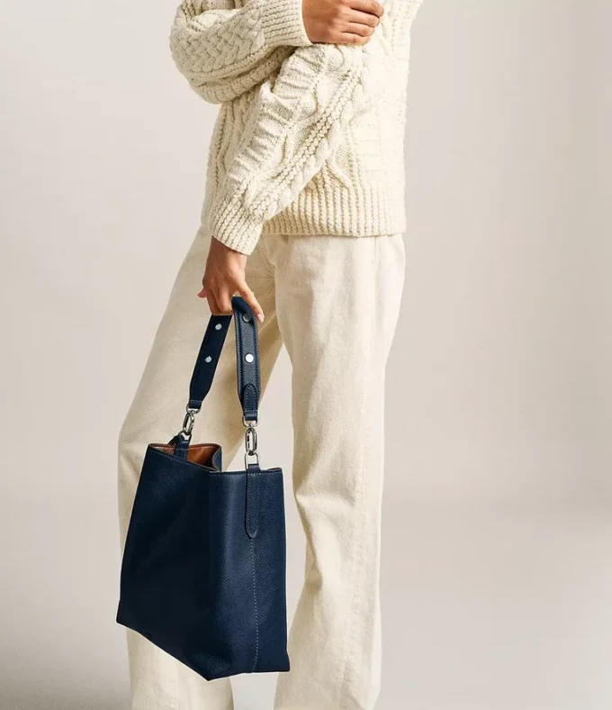 Jessie Leather Bucket Shoulder Bag Jessie Leather Bucket Shoulder Bag