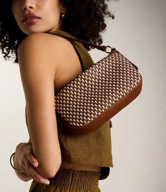 Jolie Leather Small Crossbody Bag Jolie Leather Small Crossbody Bag