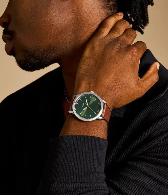 Minimalist Three-Hand Brown Leather Watch Minimalist Three-Hand Brown Leather Watch
