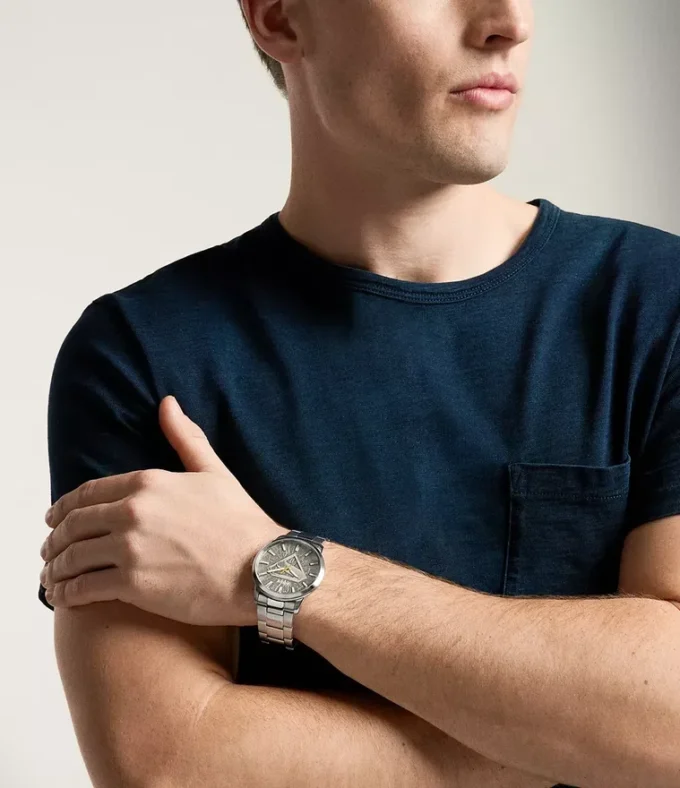 Superman x Fossil Limited-Edition S-Shield Watch Set Superman x Fossil Limited-Edition S-Shield Watch Set