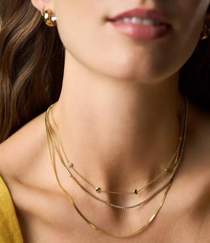 Sutton Heartbeat Gold-Tone Brass Station Necklace Sutton Heartbeat Gold-Tone Brass Station Necklace