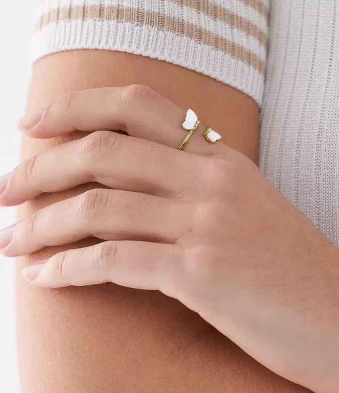 Sutton Radiant Wings White Mother-of-Pearl Butterfly Ring Sutton Radiant Wings White Mother-of-Pearl Butterfly Ring